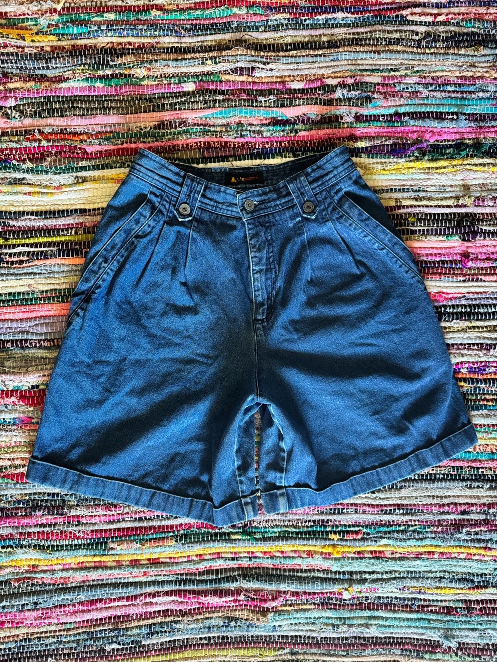 Vintage Liz Claiborne “LizSport” Vintage 80s Ultra High Waisted Academia Shorts